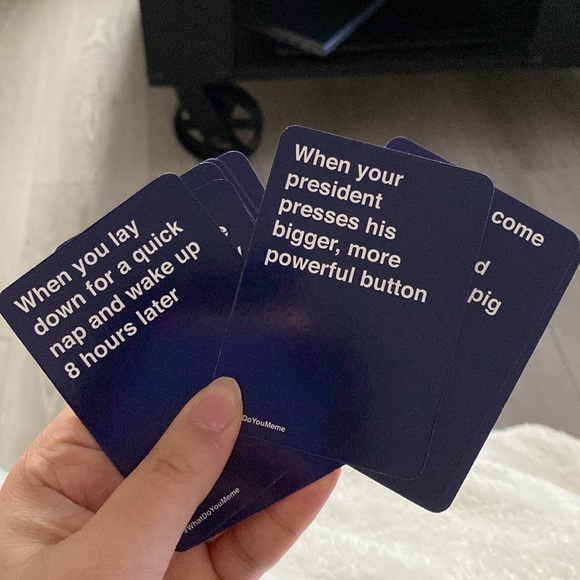 What Do You Meme? (GAME) - Picture 4 of 12